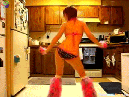 Сочнейшая соточка gif girls